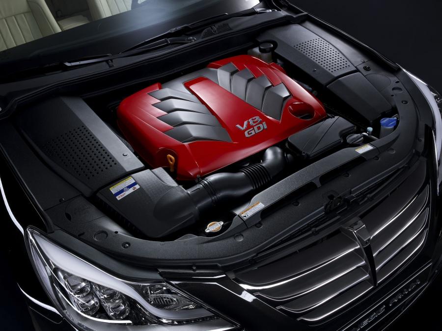  Hyundai Genesis Prada 2011 года  (фото 2 из 15)
